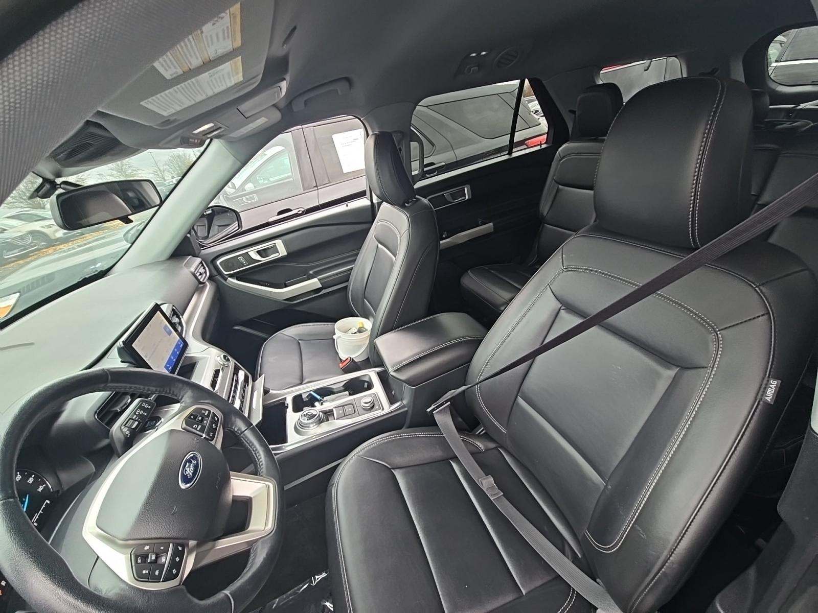 2022 Ford Explorer XLT AWD