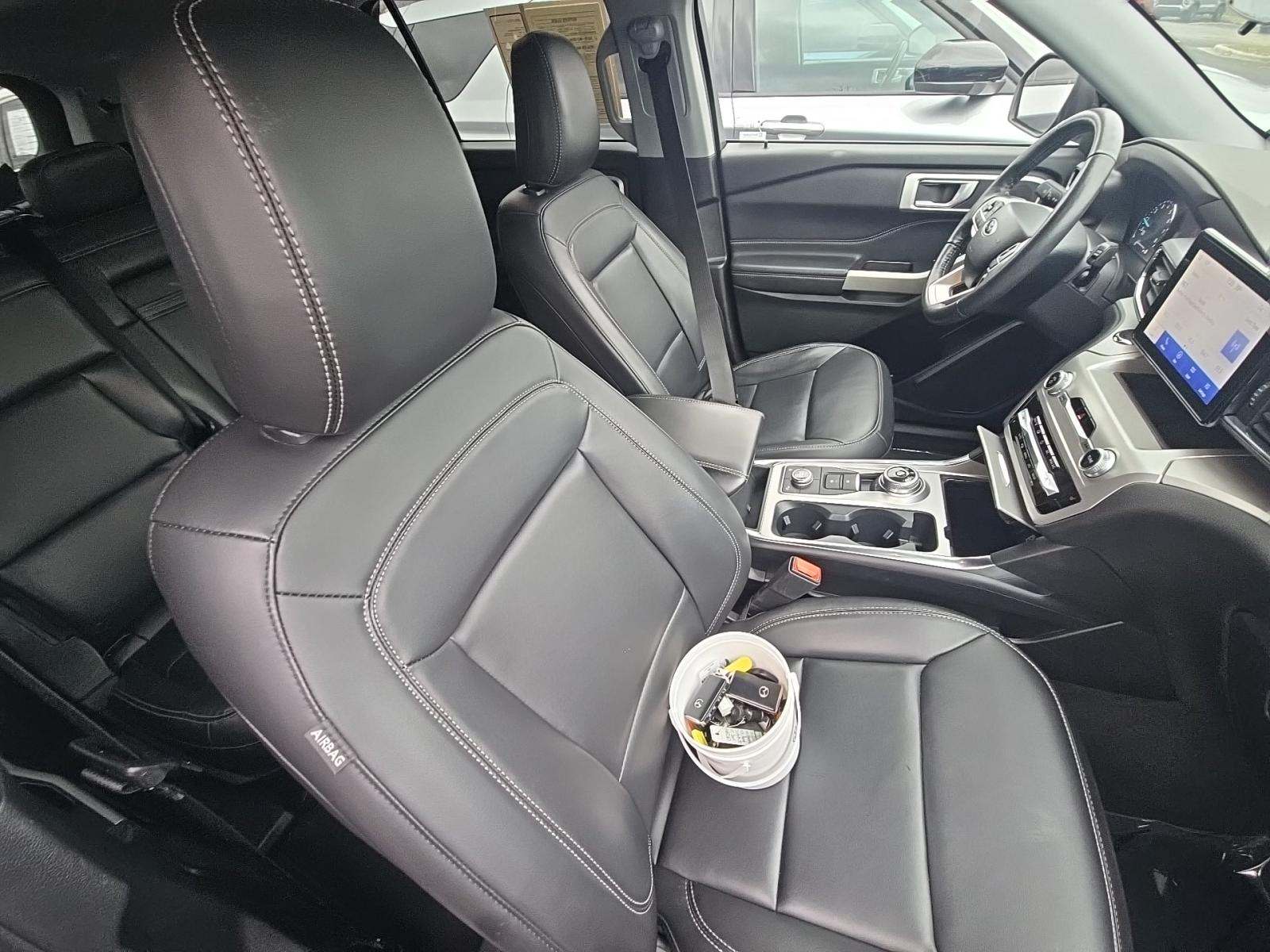 2022 Ford Explorer XLT AWD