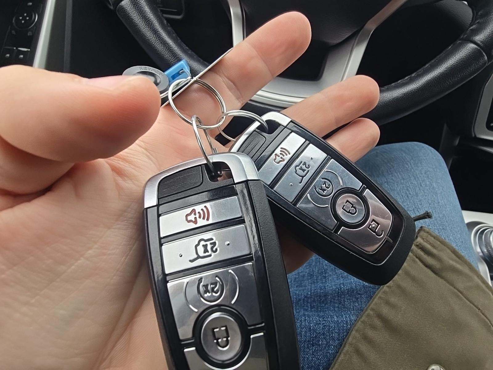 2022 Ford Explorer XLT AWD