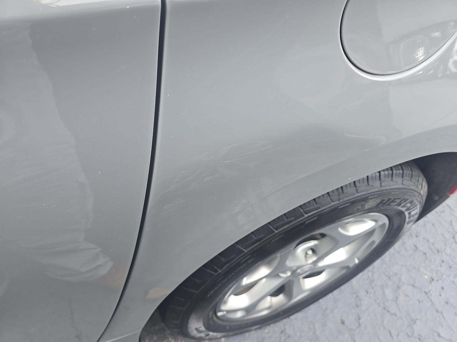 2023 Chrysler Pacifica Limited FWD