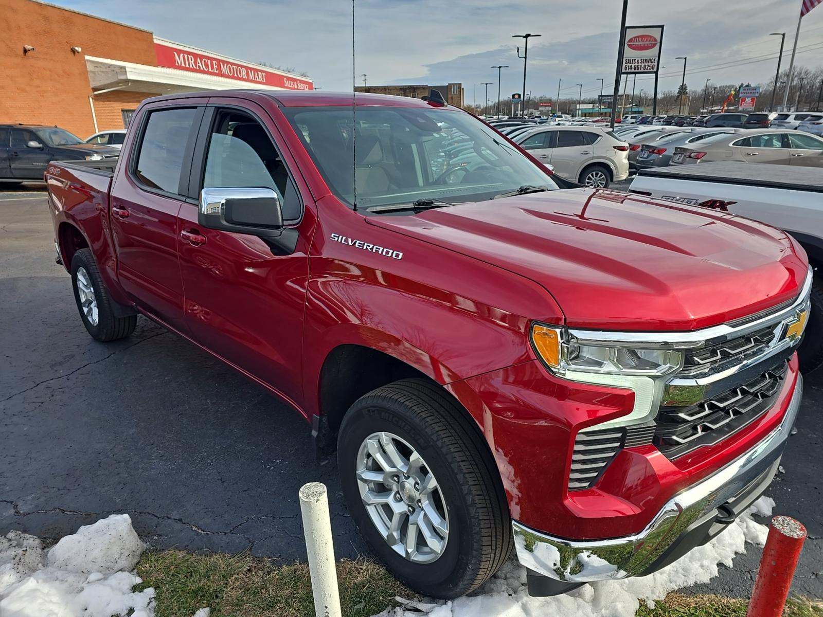 2022 Chevrolet Silverado 1500 LT AWD