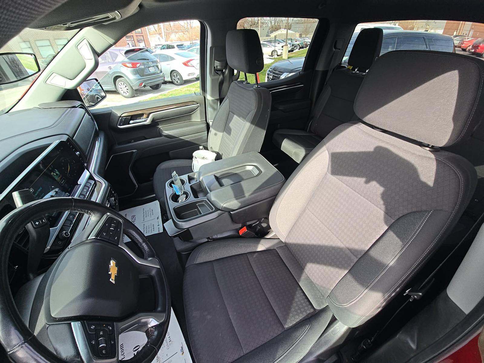 2022 Chevrolet Silverado 1500 LT AWD