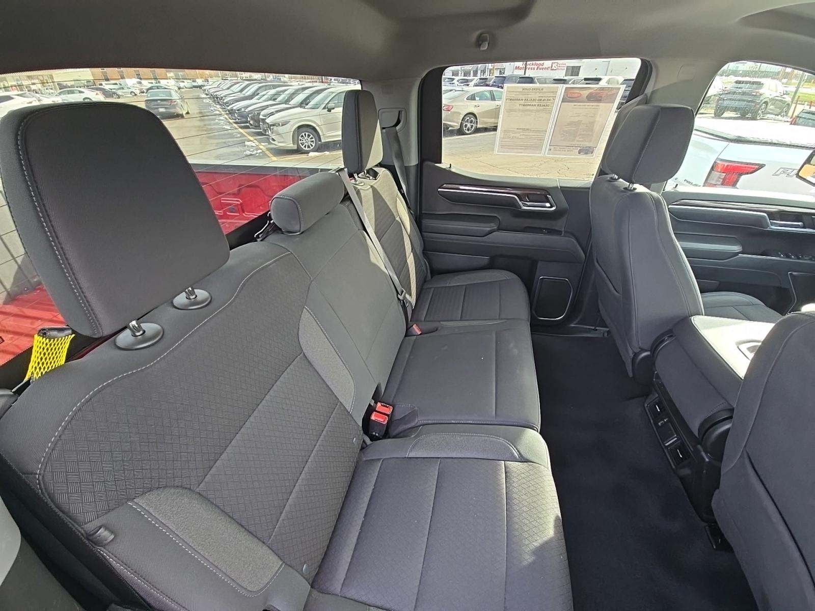 2022 Chevrolet Silverado 1500 LT AWD