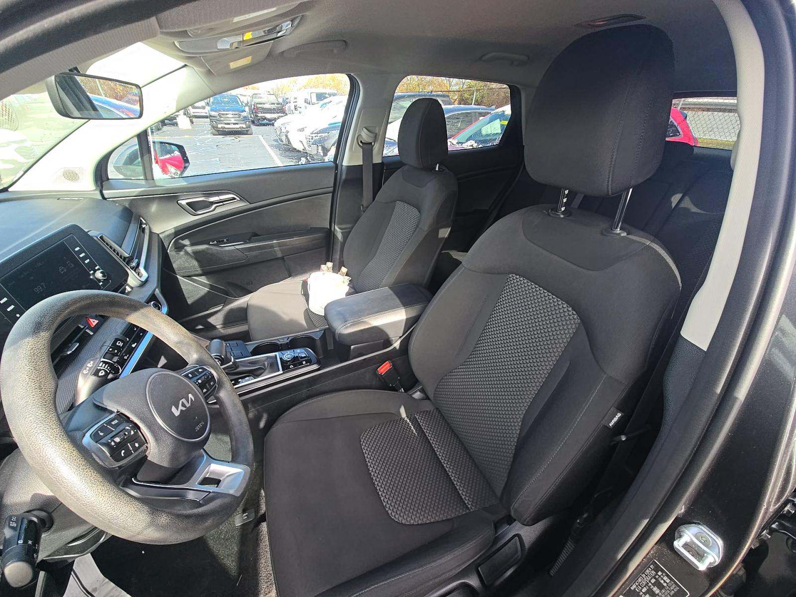 2023 Kia Sportage LX AWD