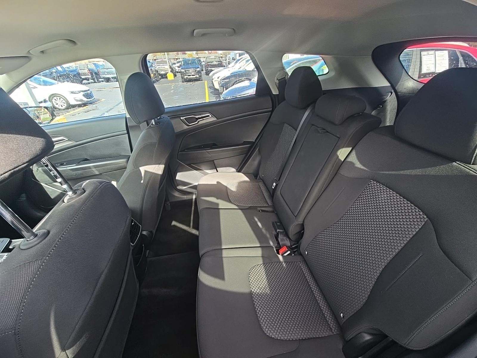 2023 Kia Sportage LX AWD