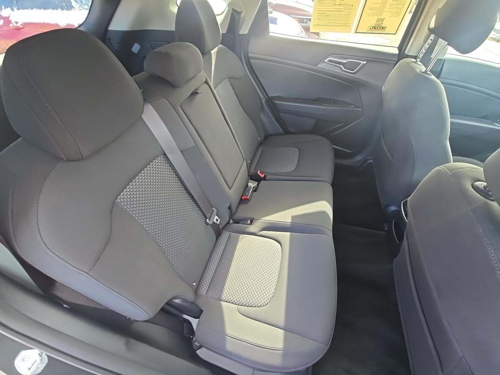 2023 Kia Sportage LX AWD