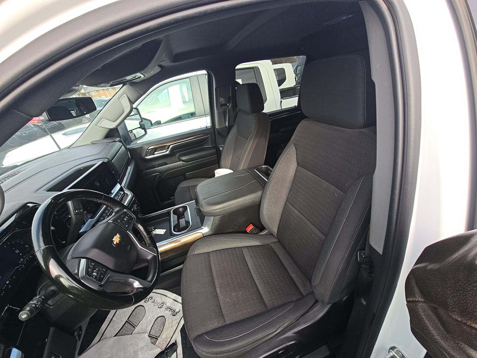 2024 Chevrolet Silverado 3500HD LT AWD