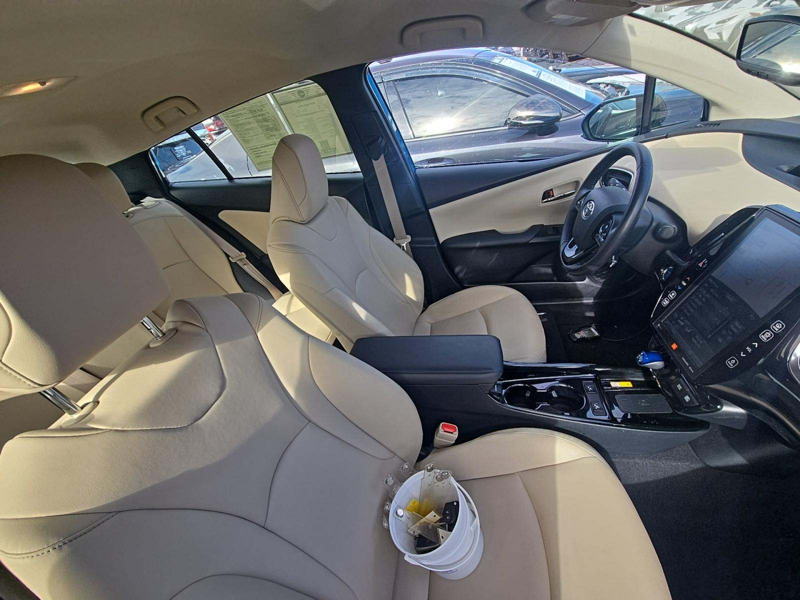 2022 Toyota Prius Limited FWD