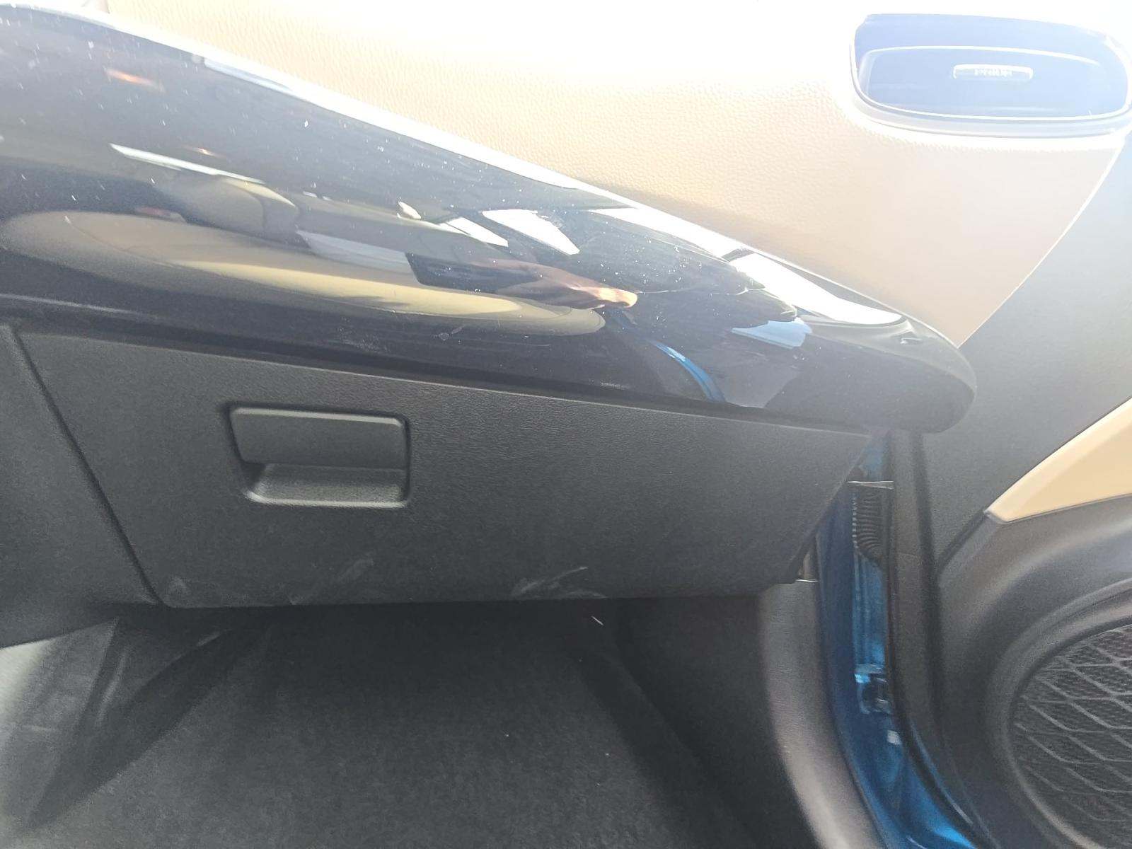 2022 Toyota Prius Limited FWD