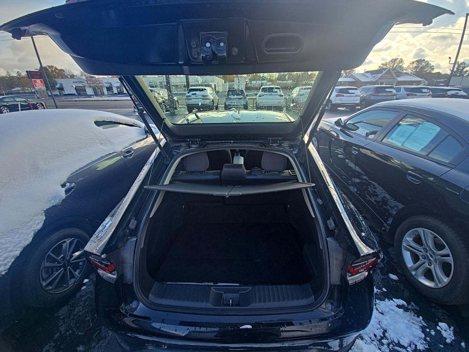 2024 Toyota Prius LE FWD