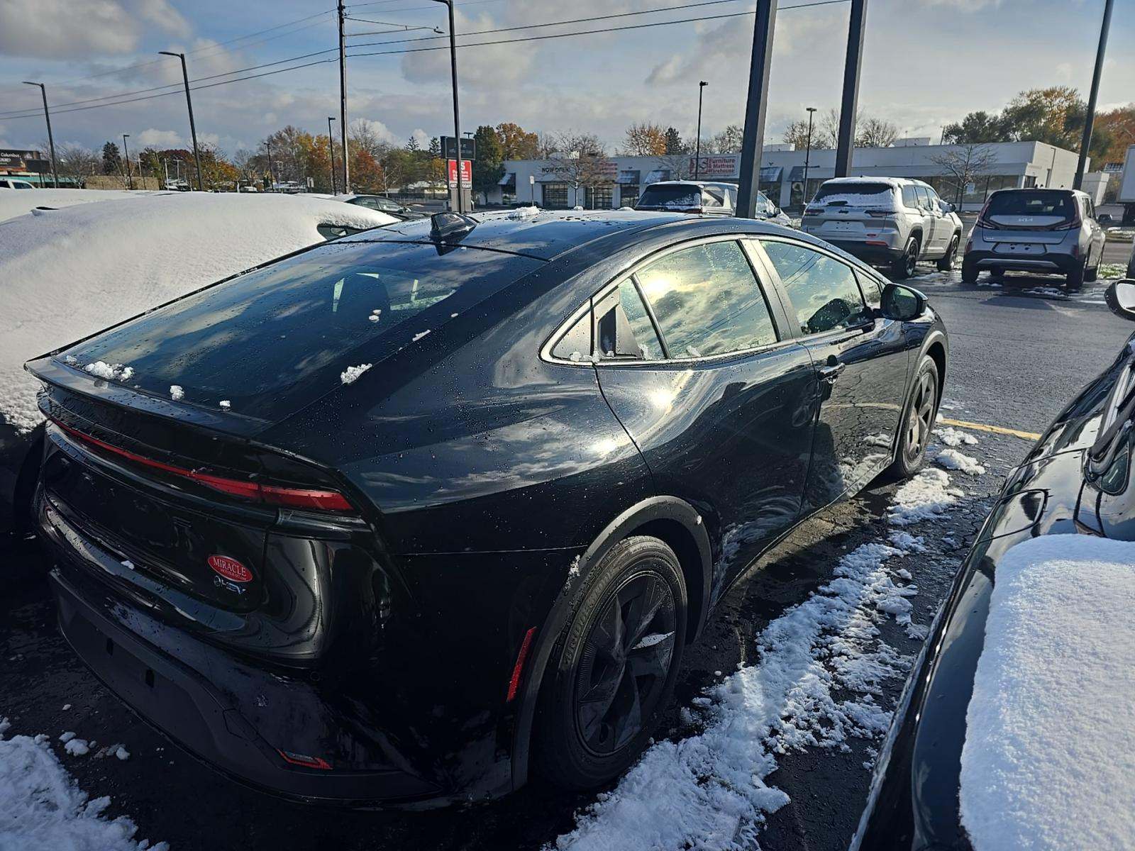 2024 Toyota Prius LE FWD