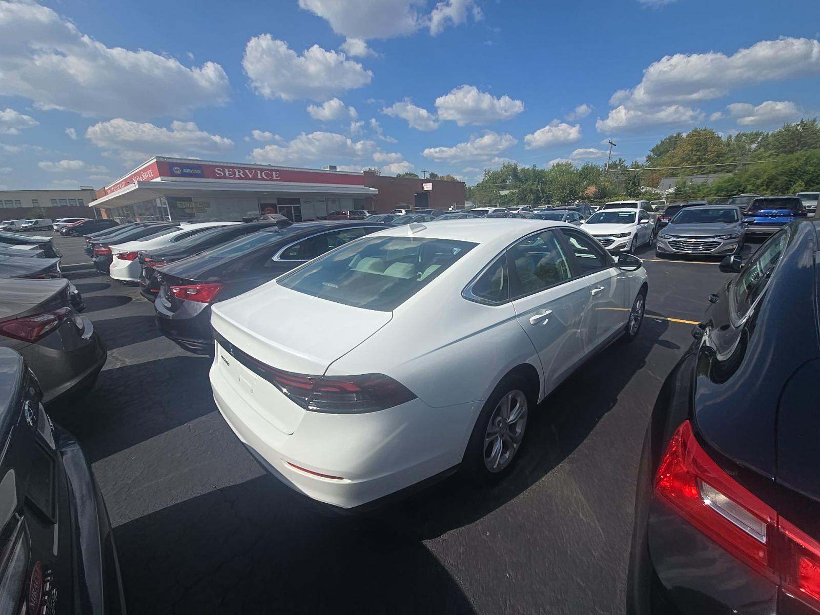 2024 Honda Accord LX FWD