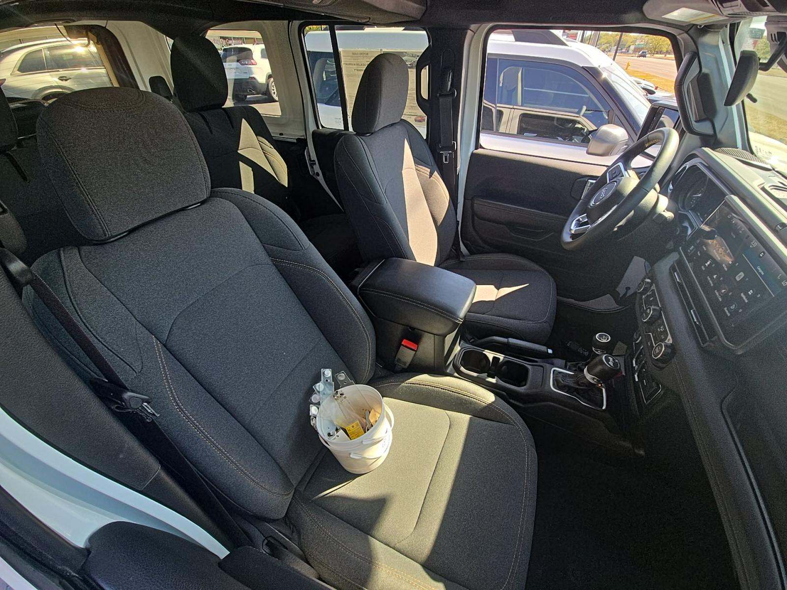 2024 Jeep Wrangler 4xe Sahara AWD