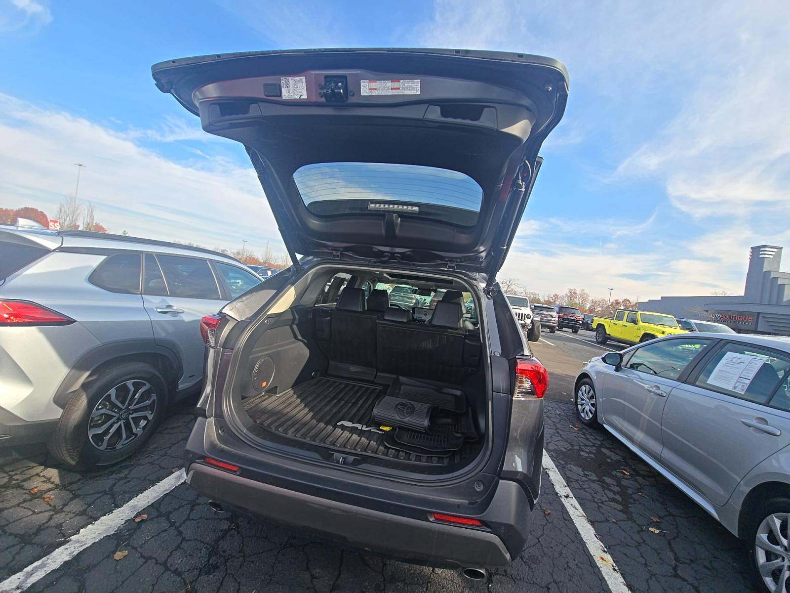 2023 Toyota RAV4 Limited AWD