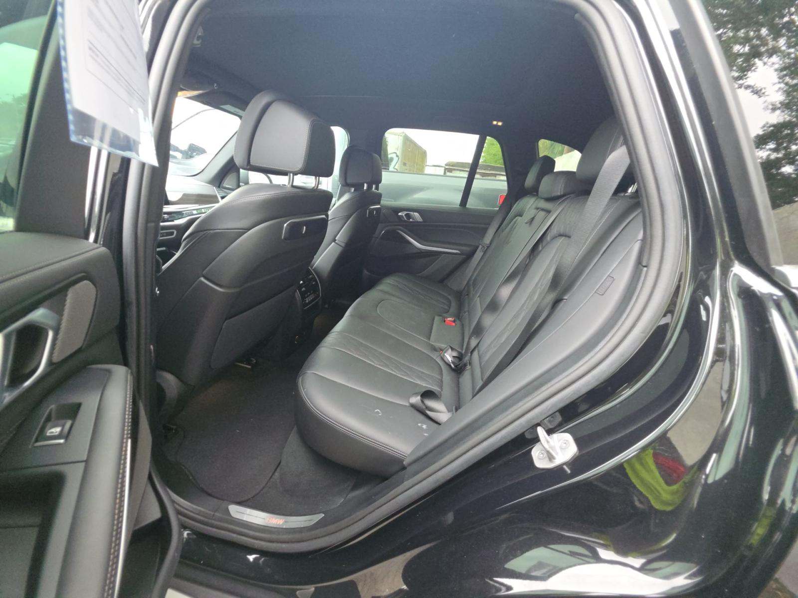 2025 BMW X5 xDrive50e AWD