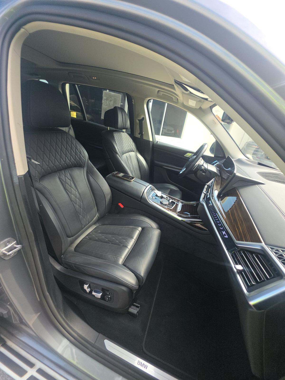 2026 BMW X7 xDrive40i AWD