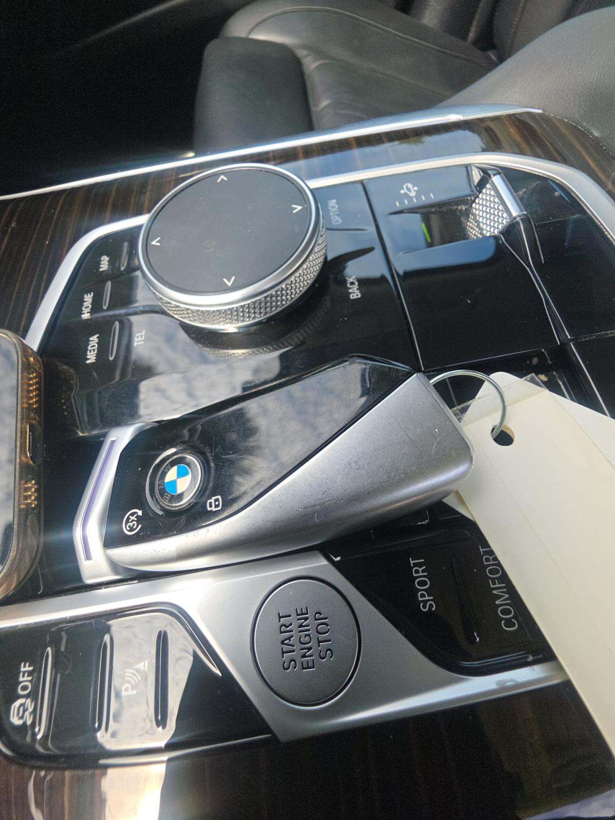2026 BMW X7 xDrive40i AWD