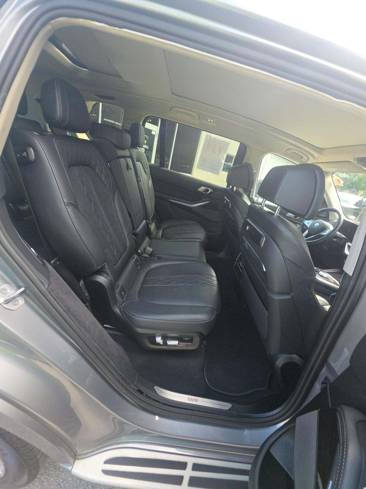 2026 BMW X7 xDrive40i AWD