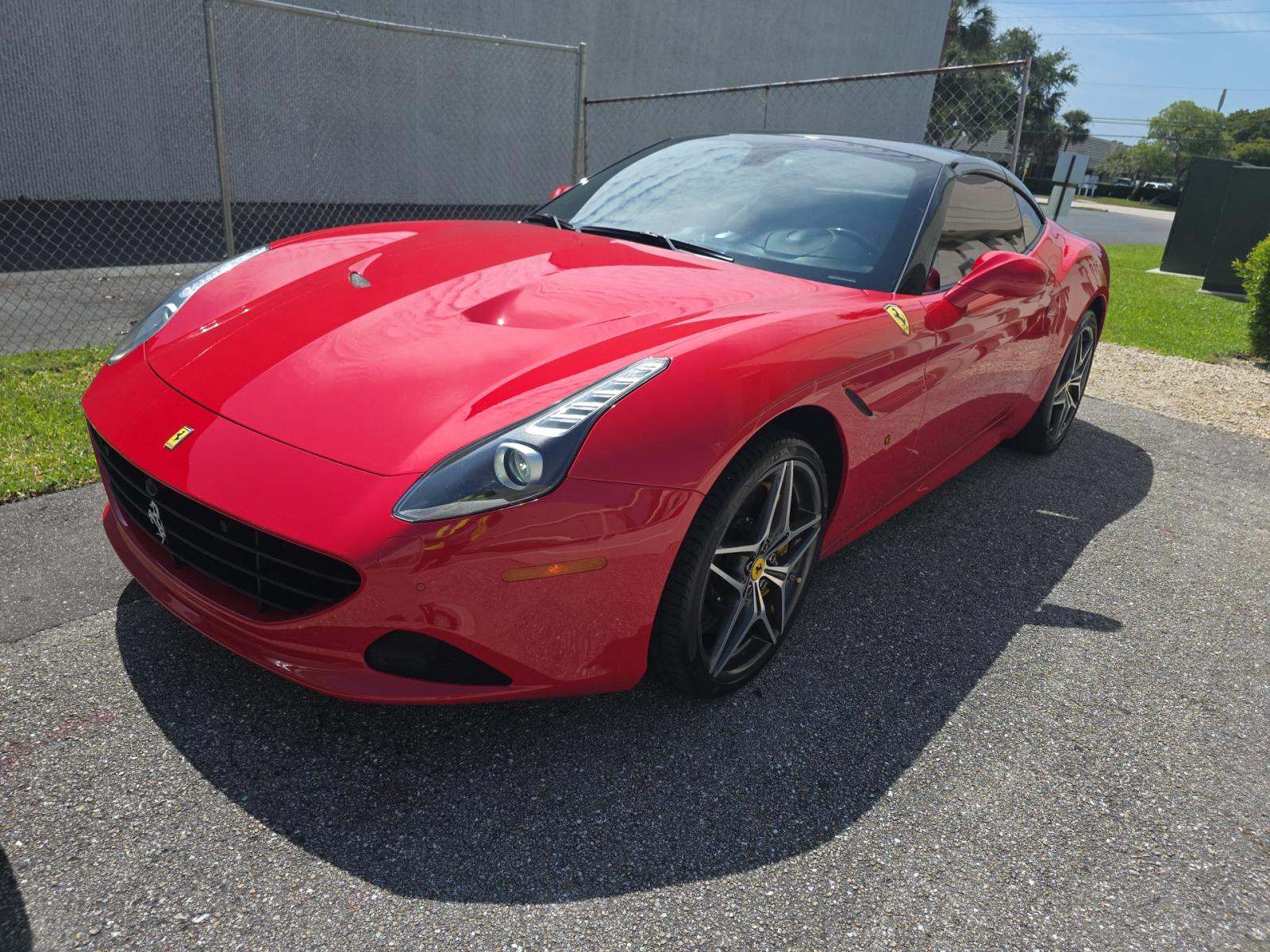 2016 Ferrari California T RWD