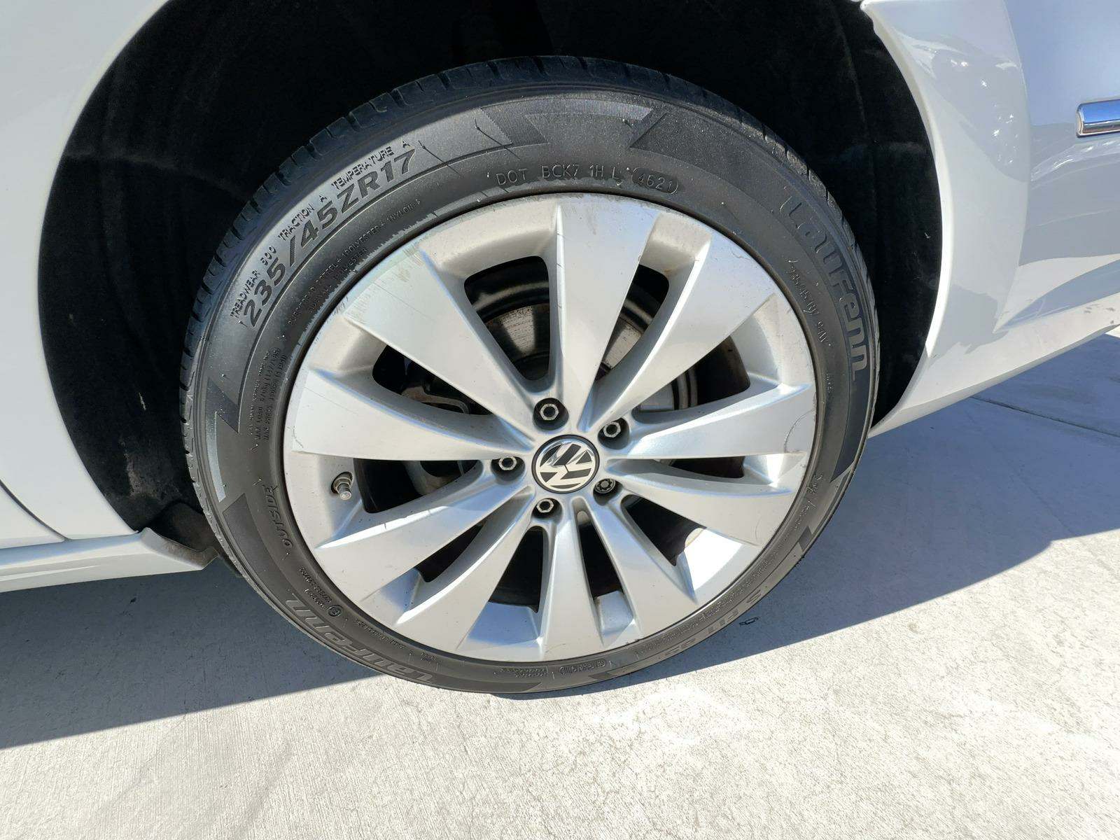 2012 Volkswagen CC R-Line PZEV FWD