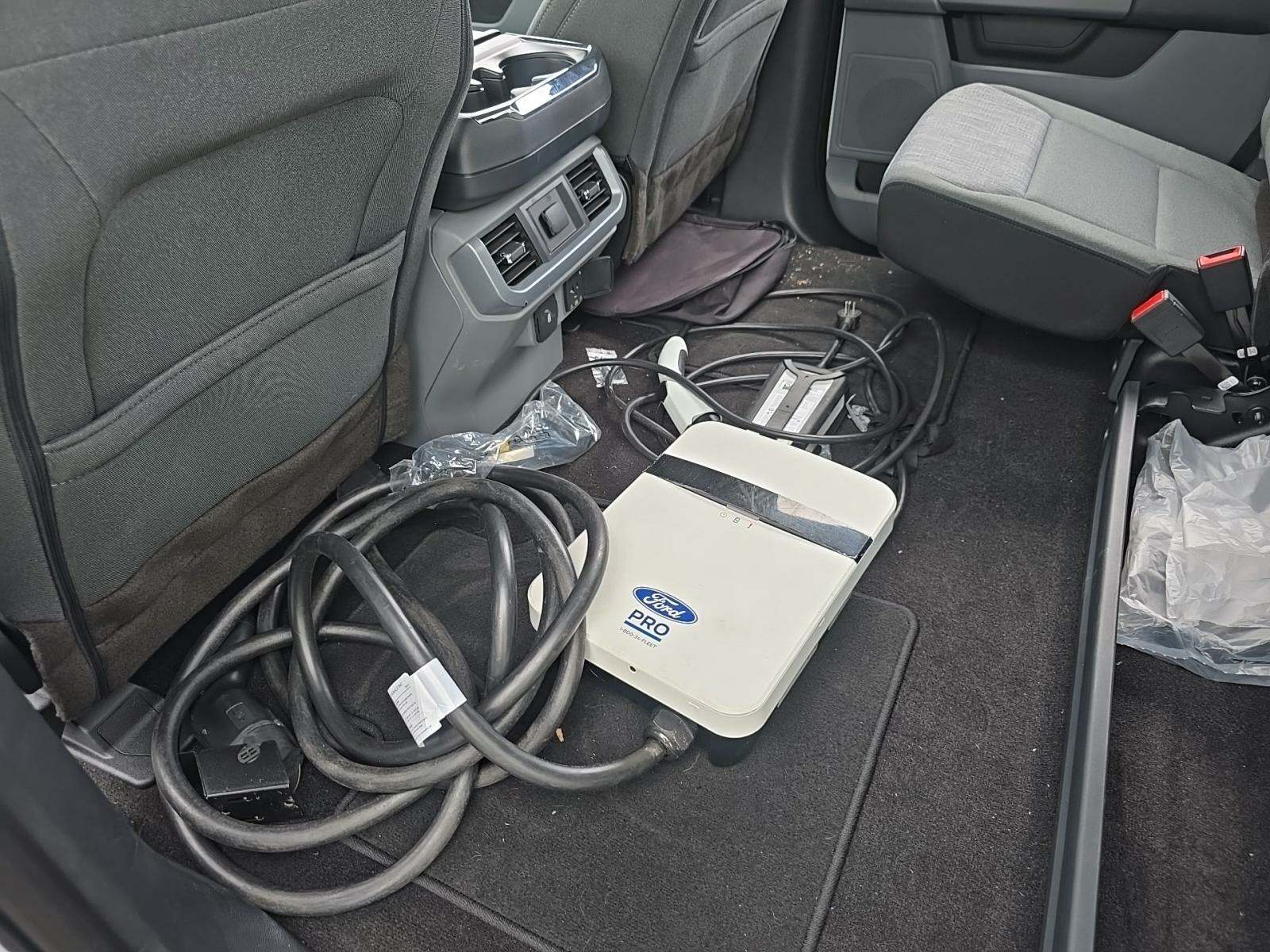 2023 Ford F-150 Lightning XLT AWD