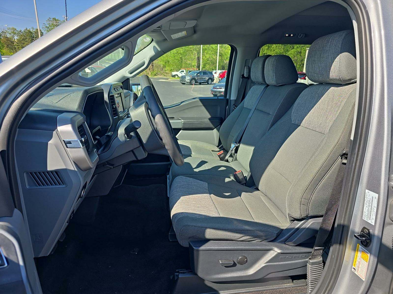 2023 Ford F-150 XLT RWD