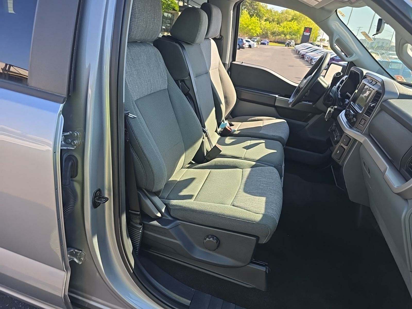 2023 Ford F-150 XLT RWD