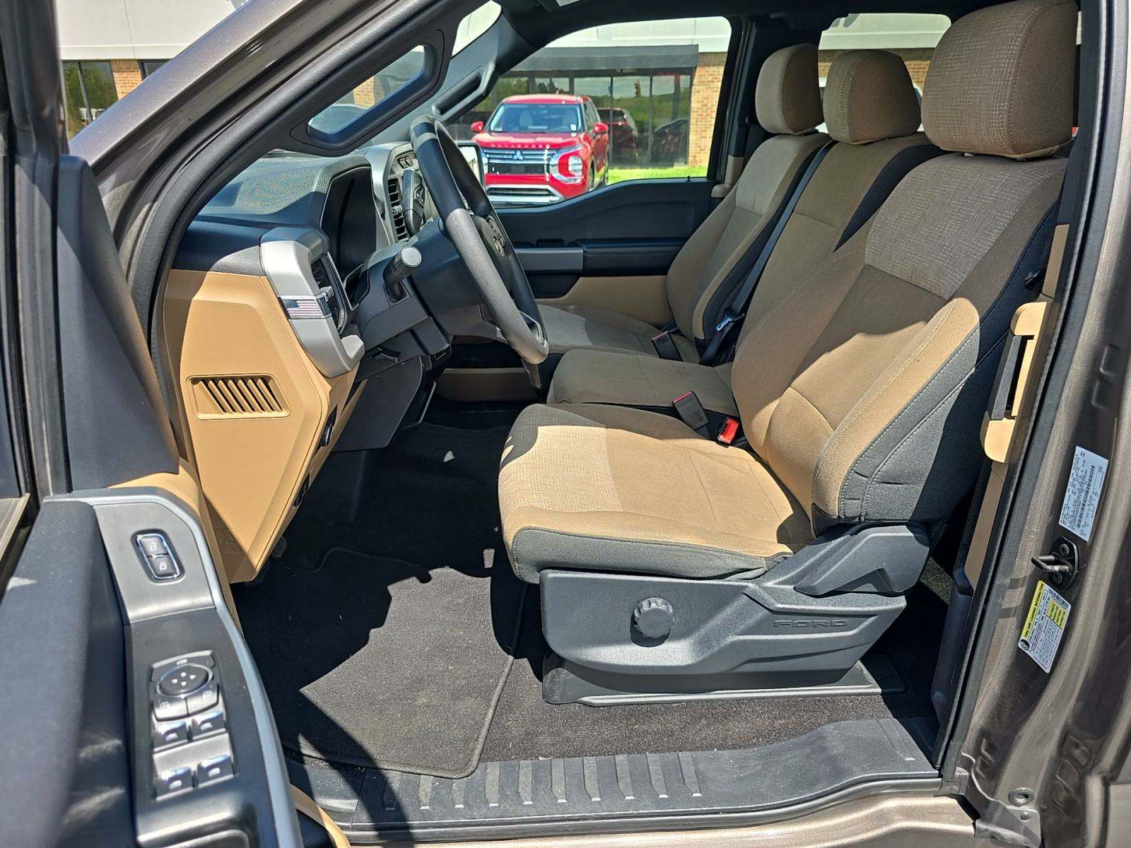 2022 Ford F-150 XLT RWD