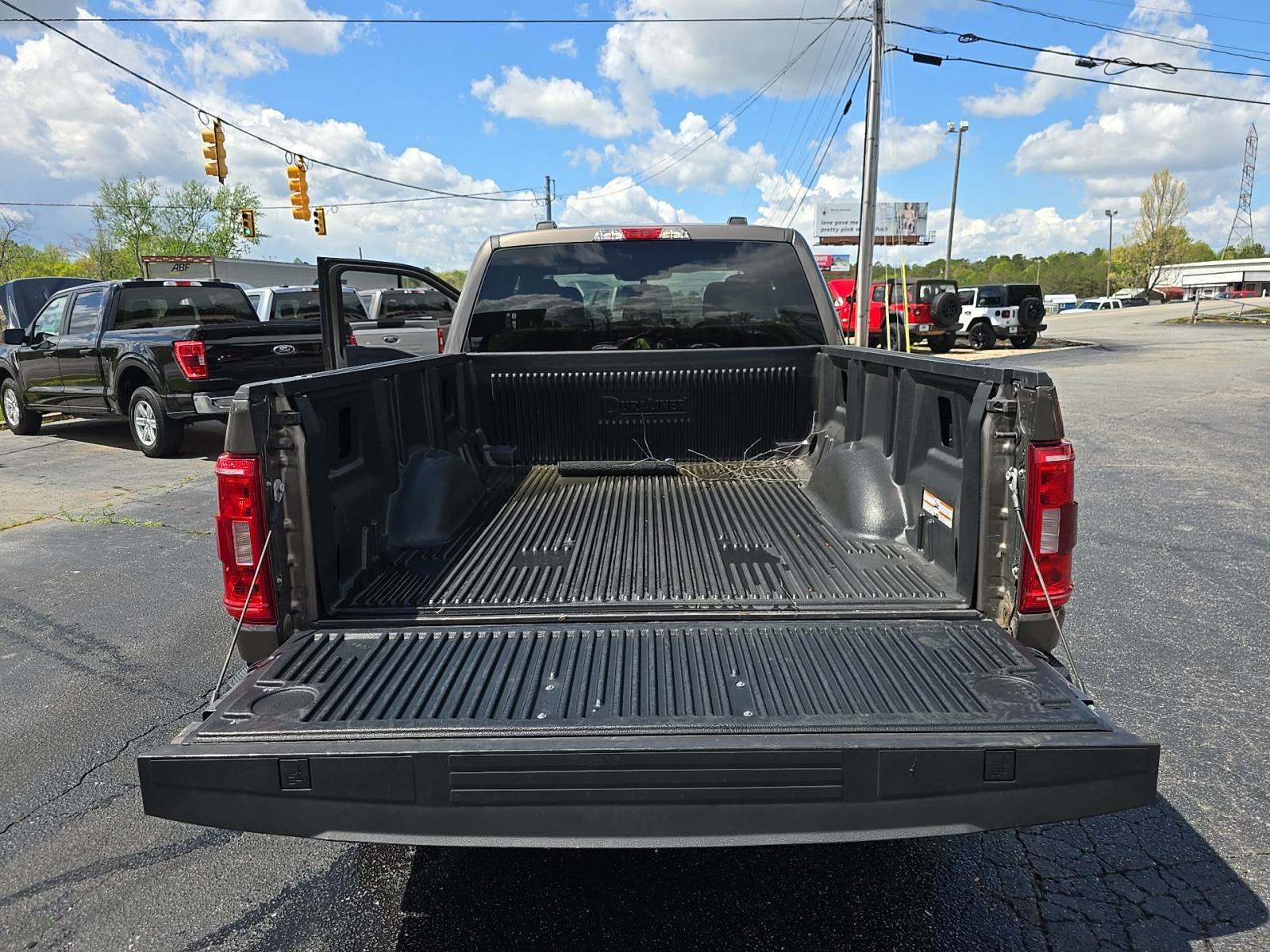 2022 Ford F-150 XLT RWD