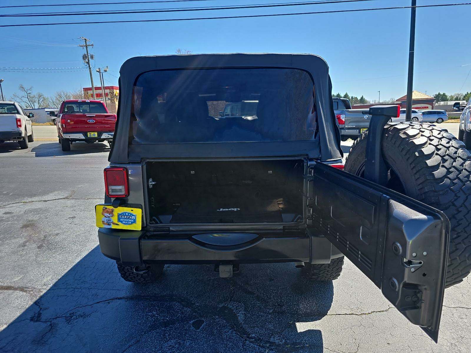 2017 Jeep Wrangler Unlimited Sport Willys Wheeler Edition AWD