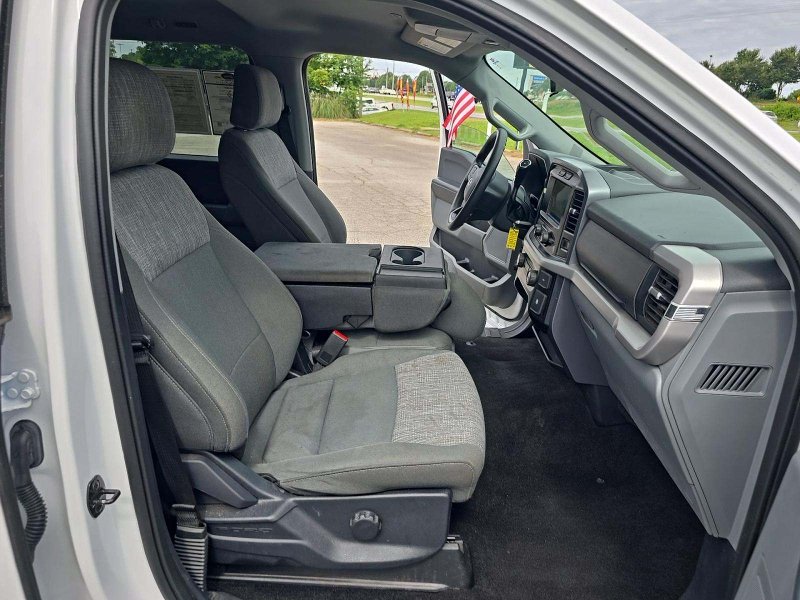 2023 Ford F-150 XLT RWD