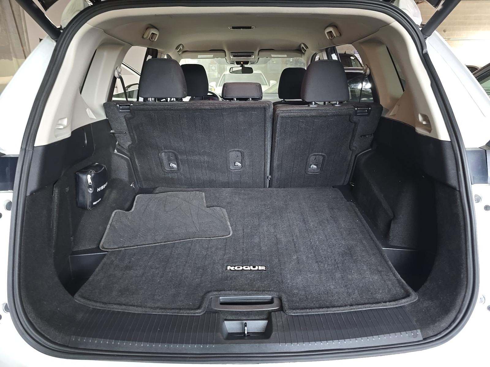 2024 Nissan Rogue SV FWD