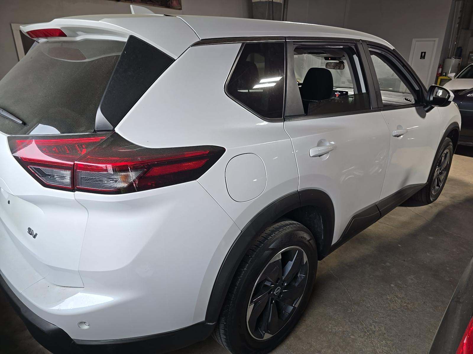 2024 Nissan Rogue SV FWD