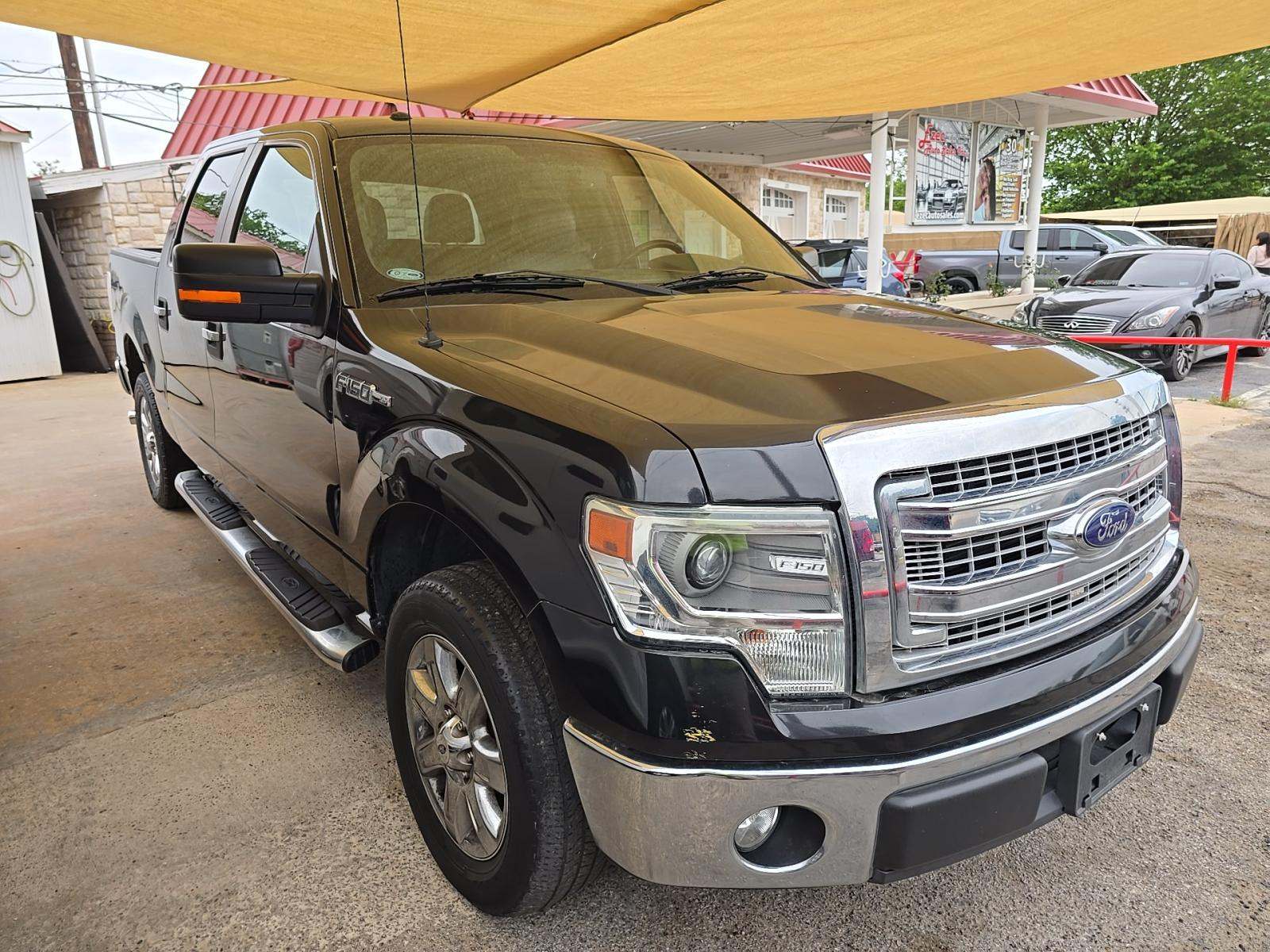 FORD F-150 - 4