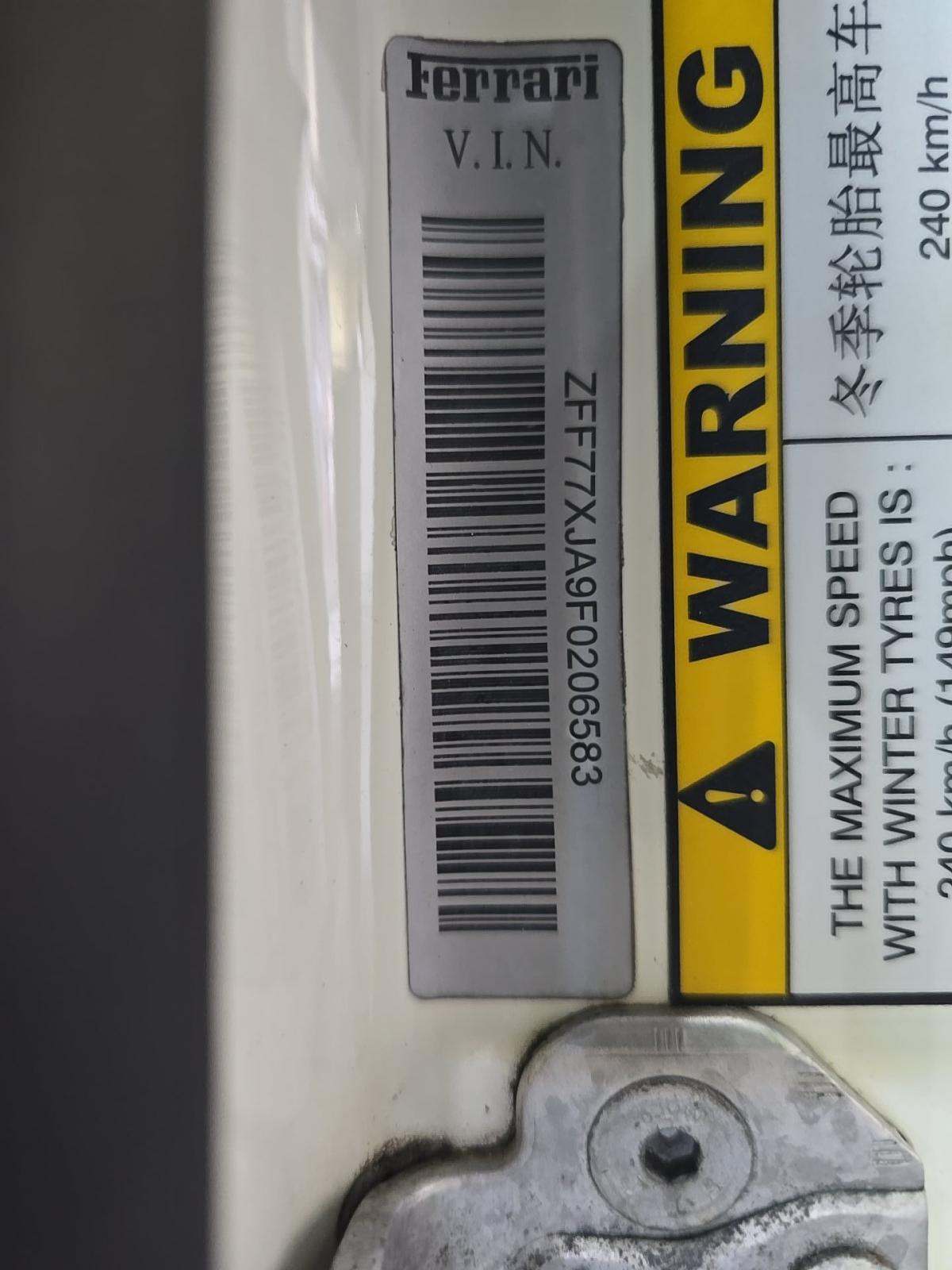 2015 Ferrari California Base RWD