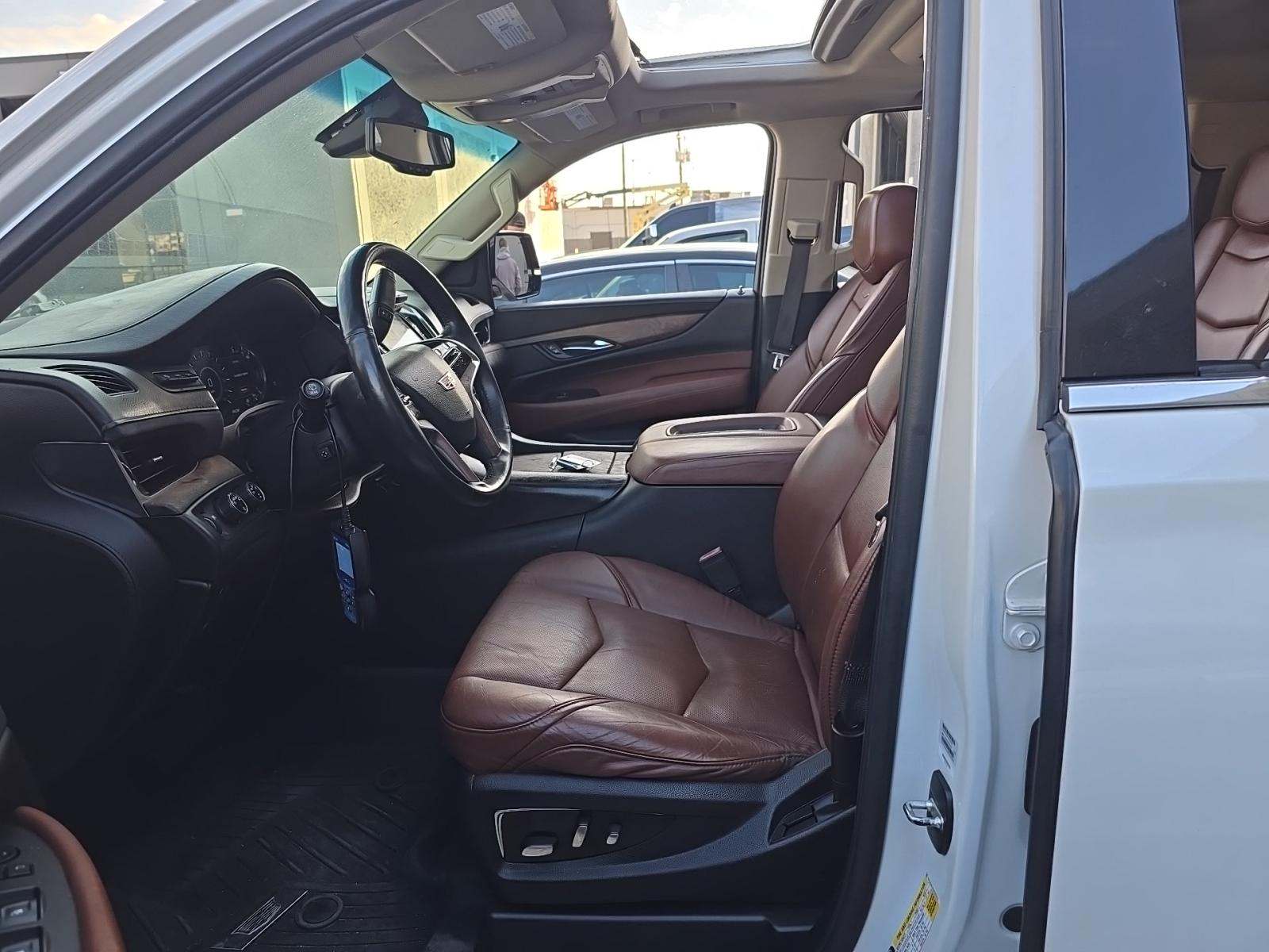 2016 Cadillac Escalade ESV Premium AWD