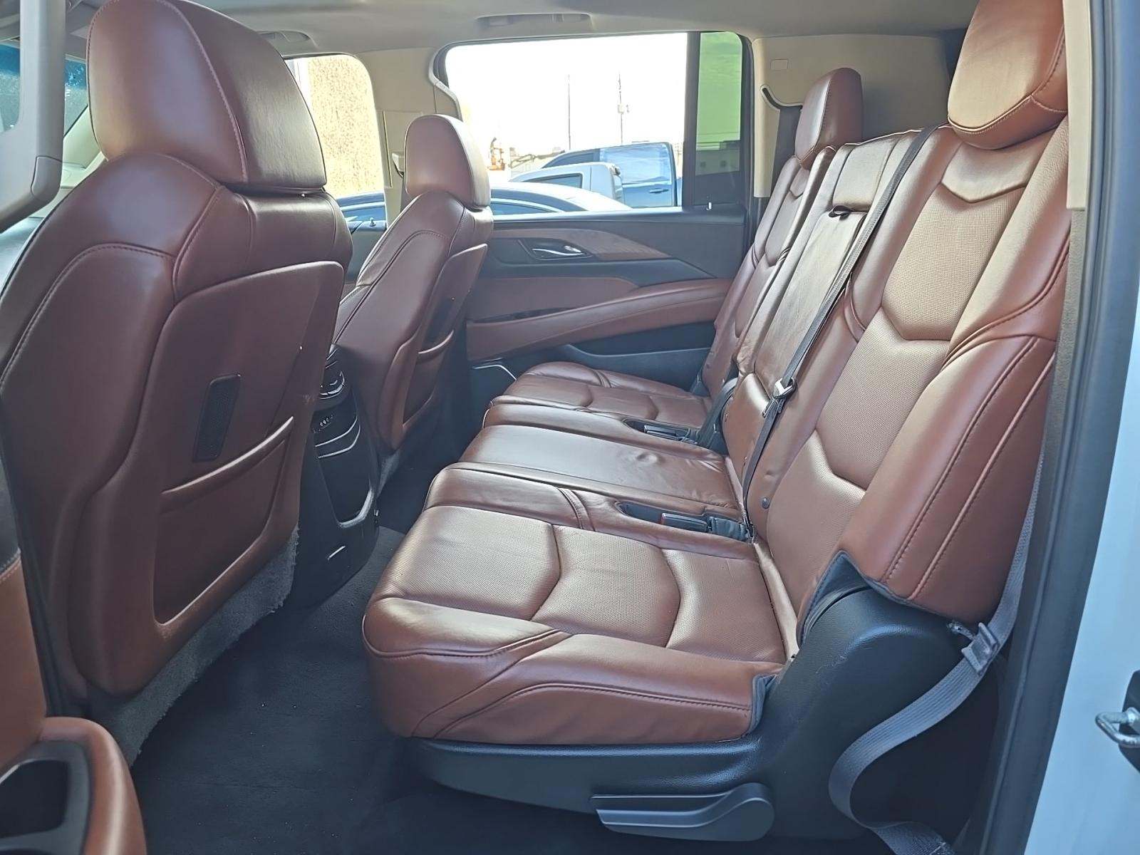 2016 Cadillac Escalade ESV Premium AWD