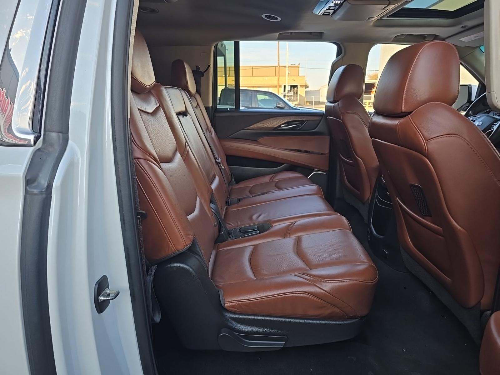 2016 Cadillac Escalade ESV Premium AWD