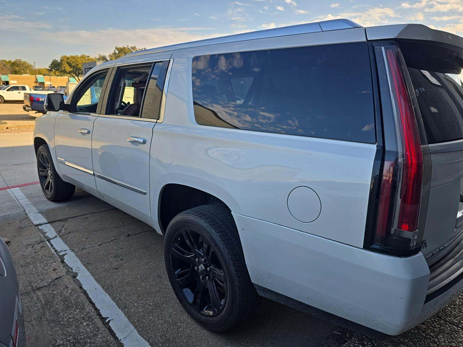 2016 Cadillac Escalade ESV Premium AWD