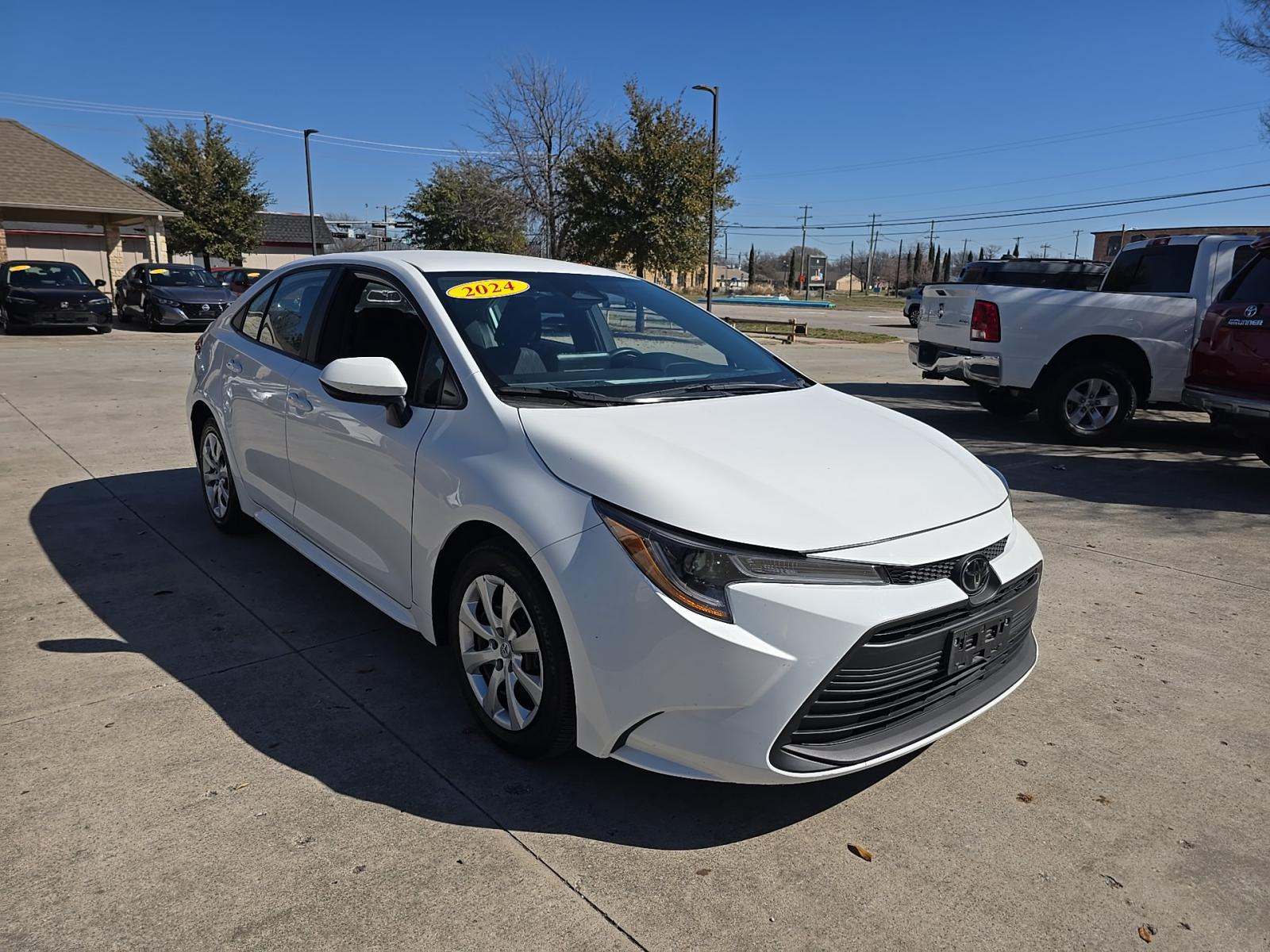 2024 Toyota Corolla LE FWD