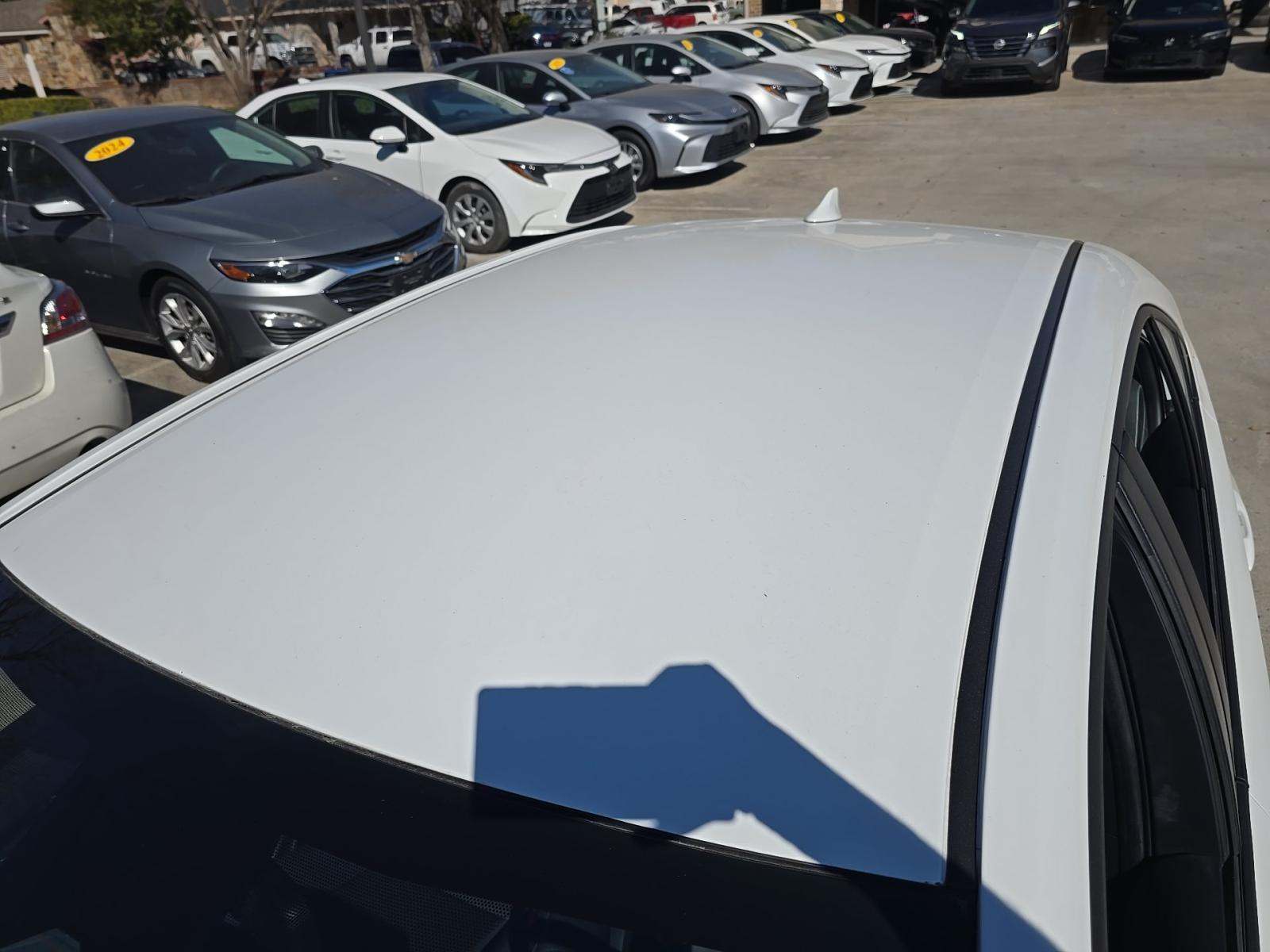 2024 Toyota Corolla LE FWD