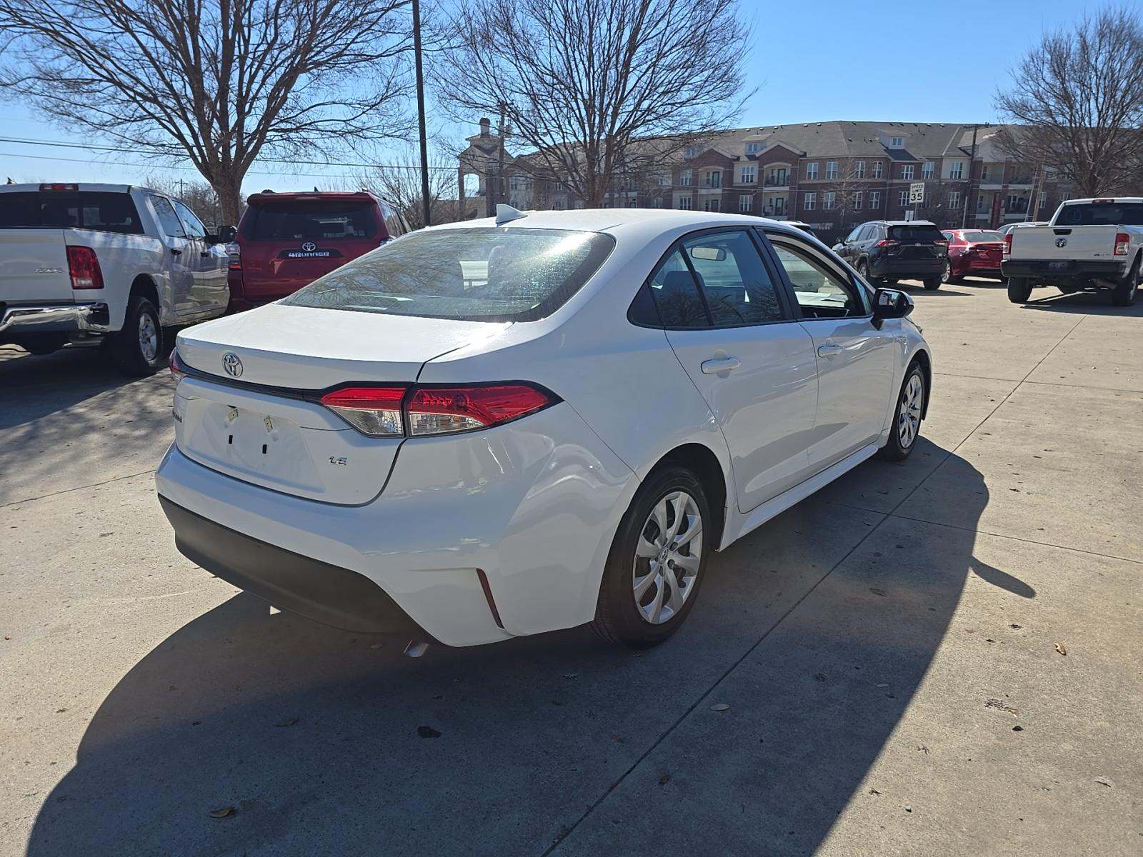 2024 Toyota Corolla LE FWD