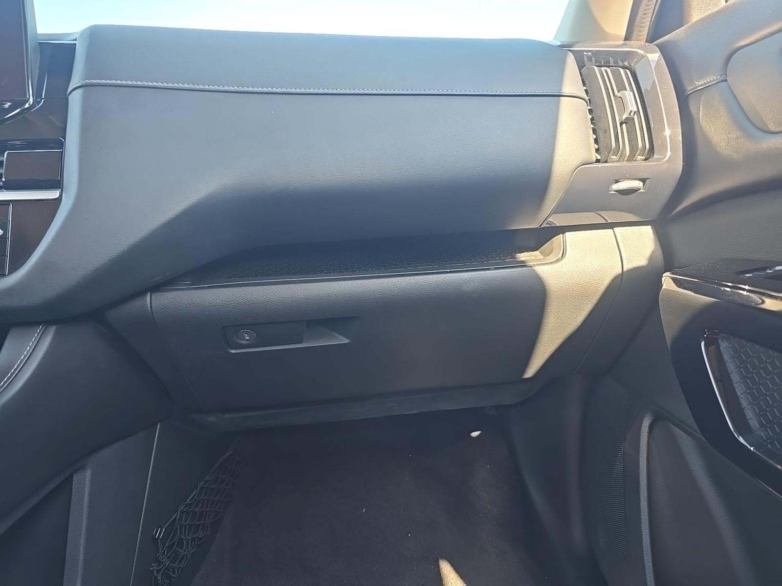 2022 Nissan Pathfinder SV FWD