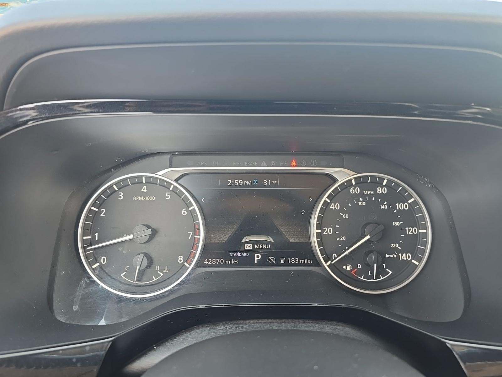 2022 Nissan Pathfinder SV FWD