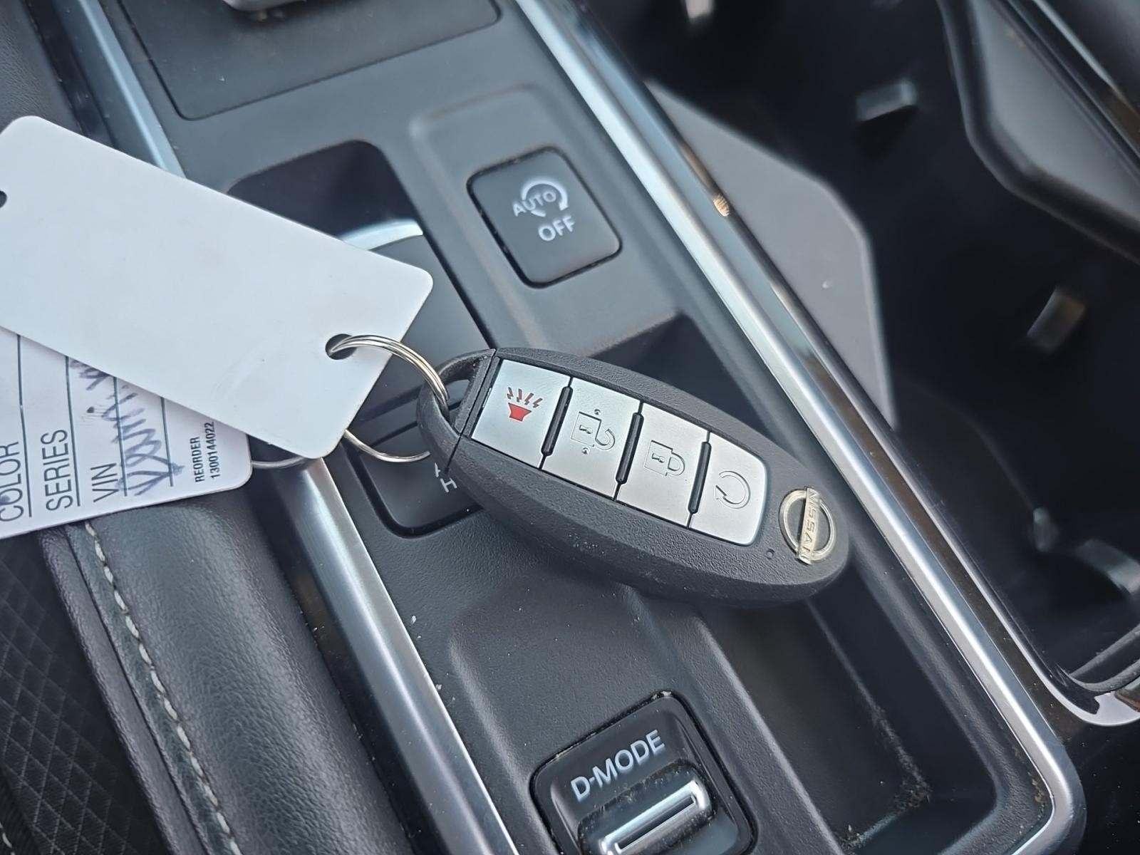 2022 Nissan Pathfinder SV FWD