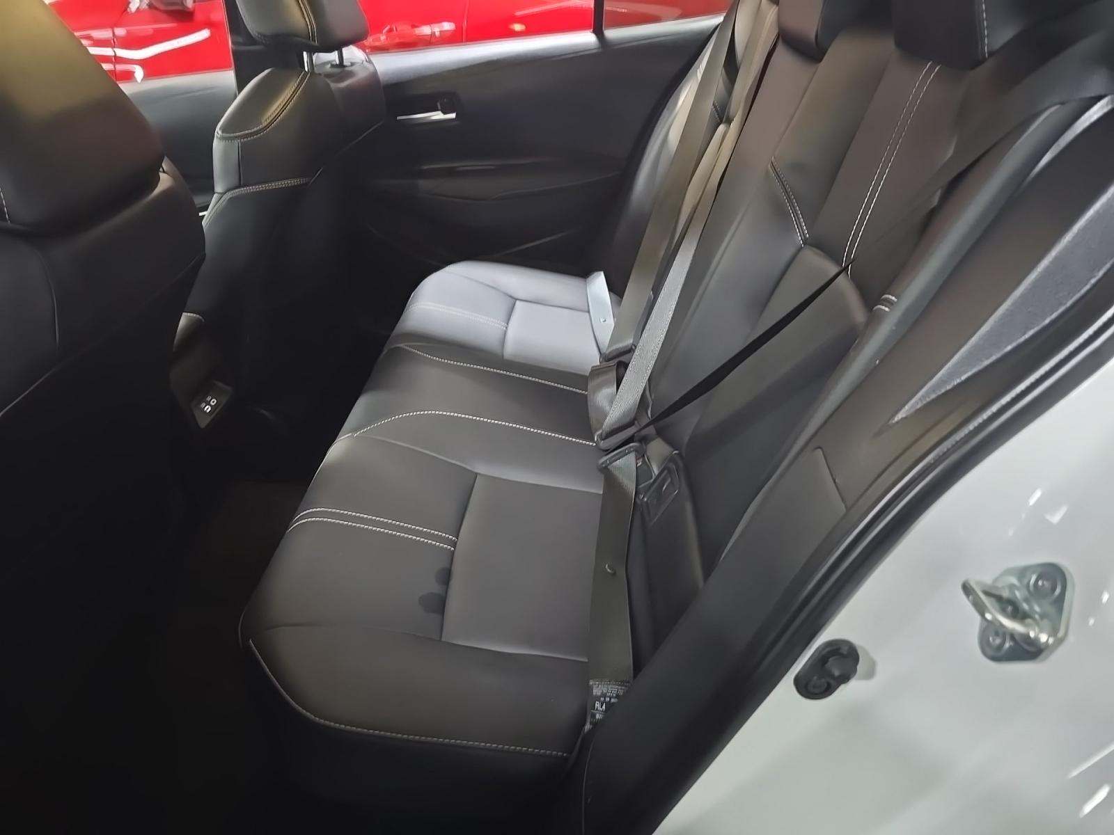 2023 Toyota Corolla Hybrid XLE FWD