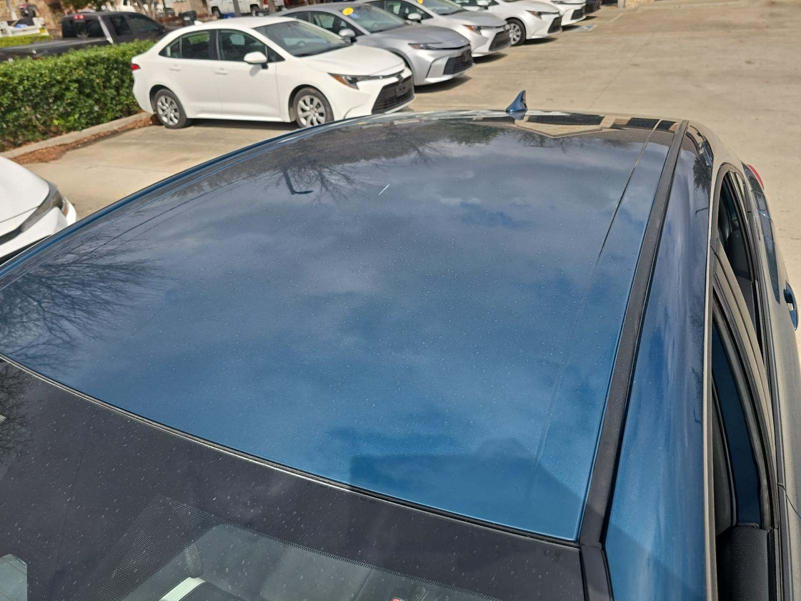 2025 Toyota Camry SE FWD