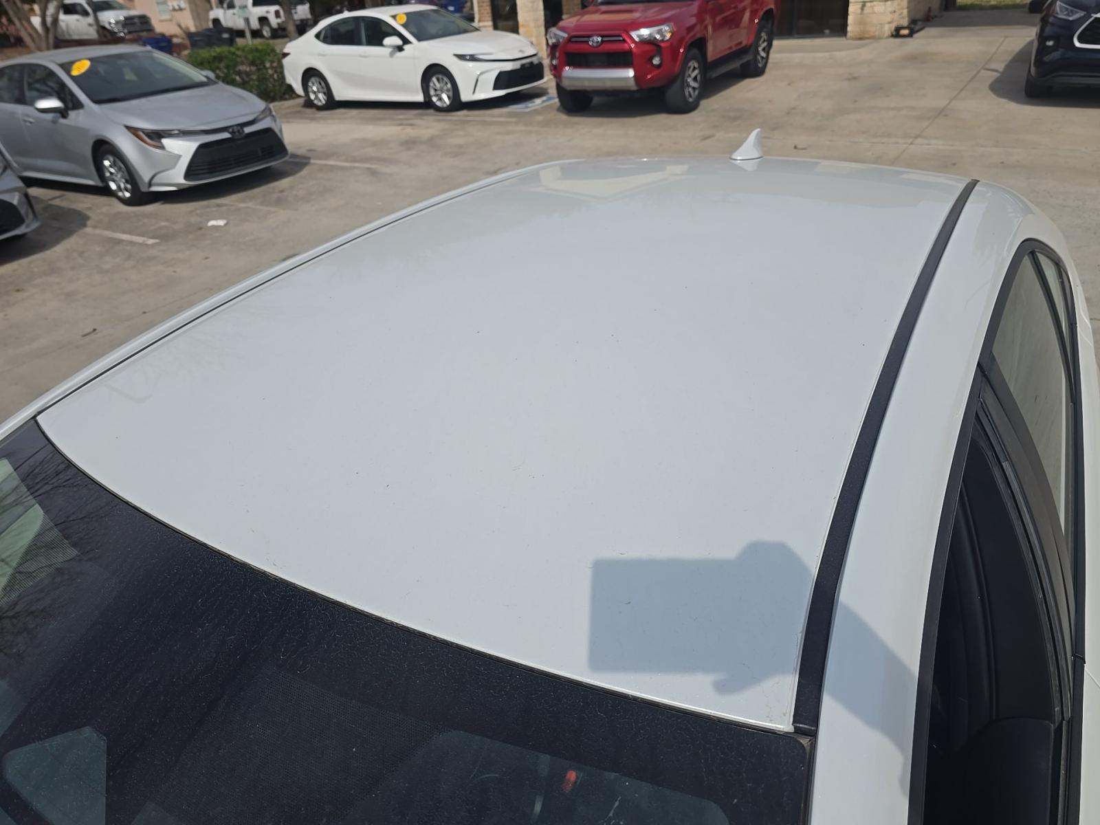 2025 Toyota Corolla LE FWD