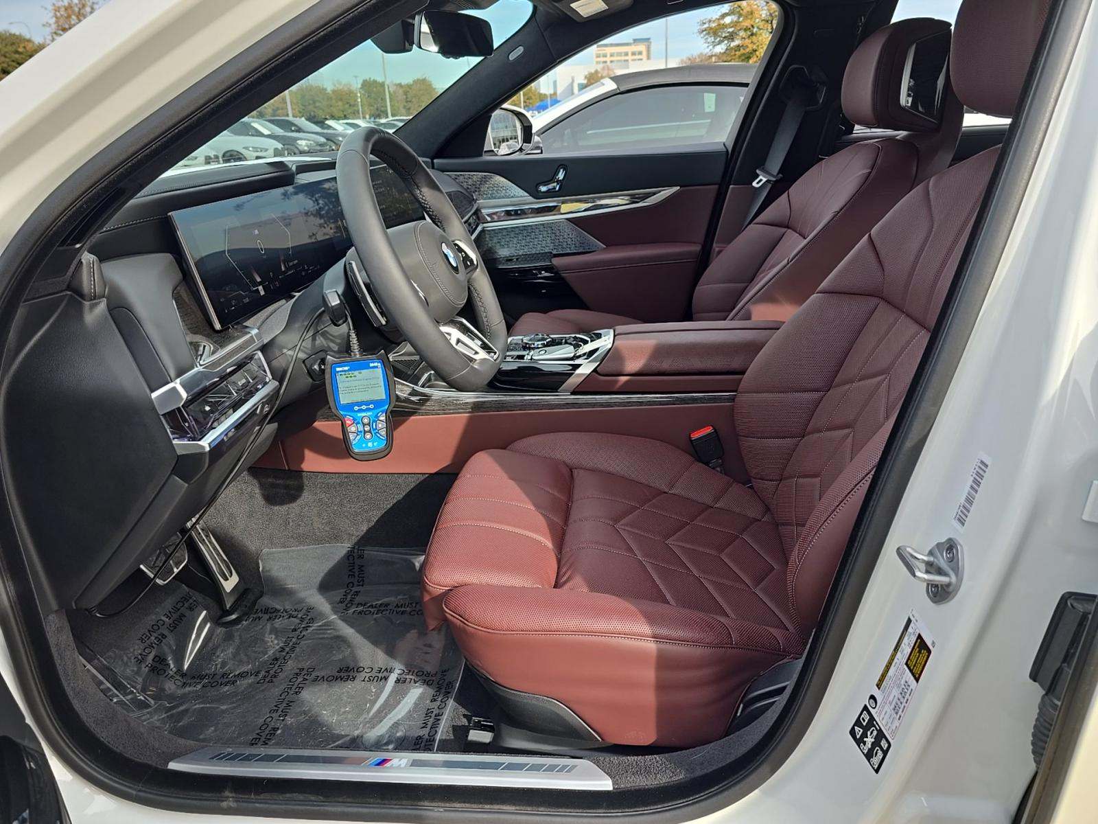 2025 BMW 7 Series 760i xDrive AWD