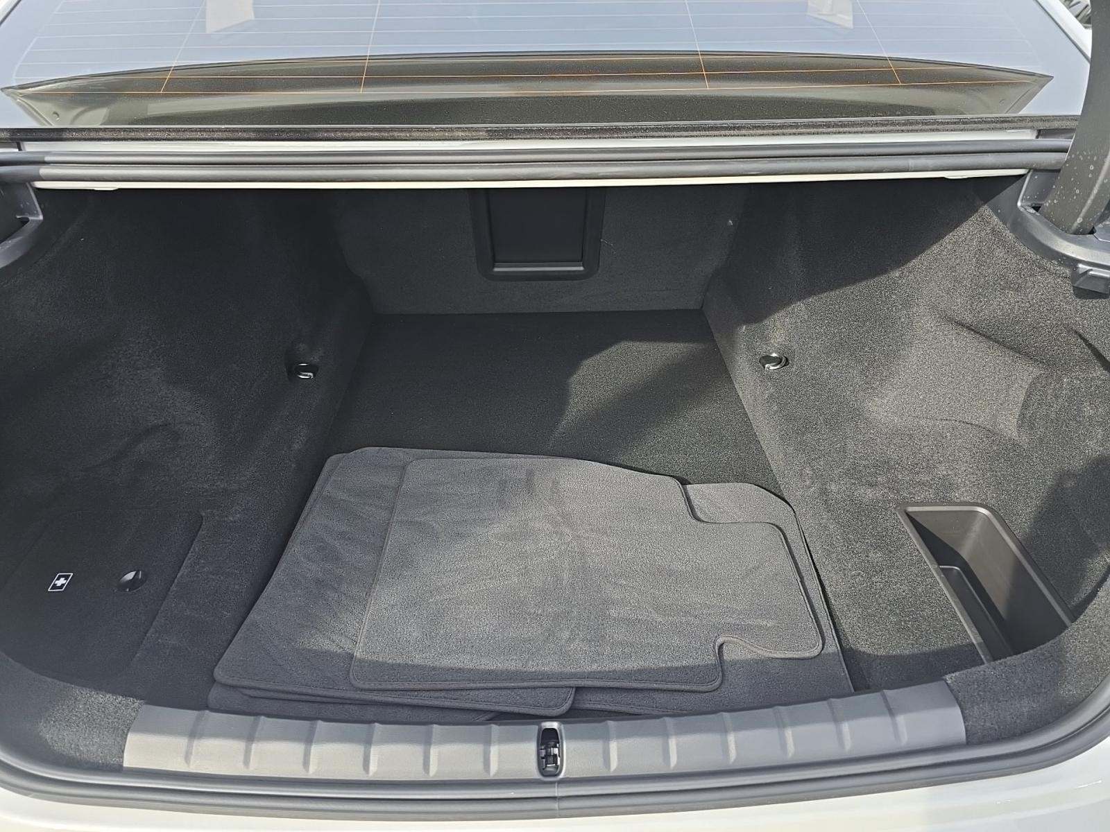 2025 BMW 7 Series 760i xDrive AWD